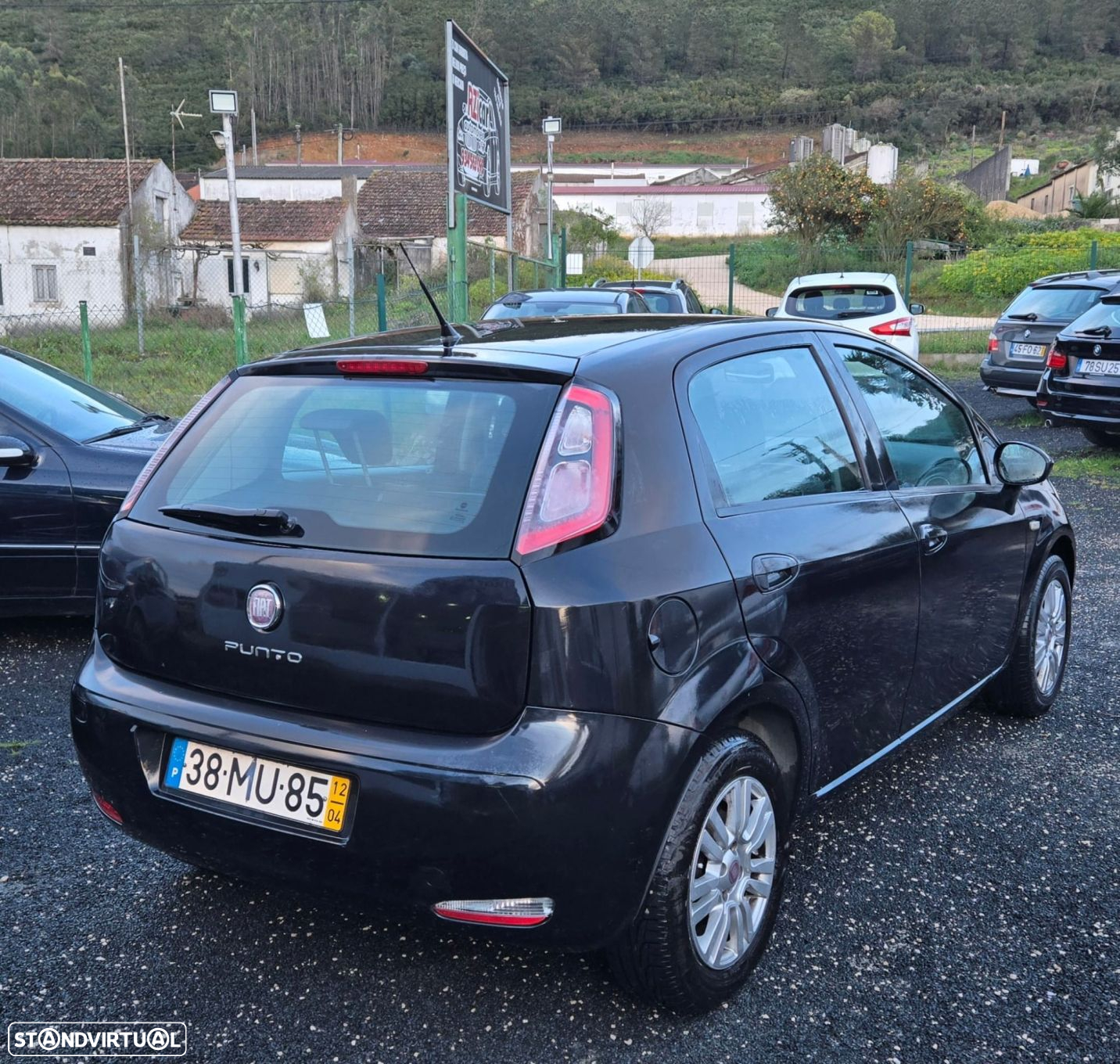 Fiat Punto 1.3 M-Jet Lounge S&S - 3