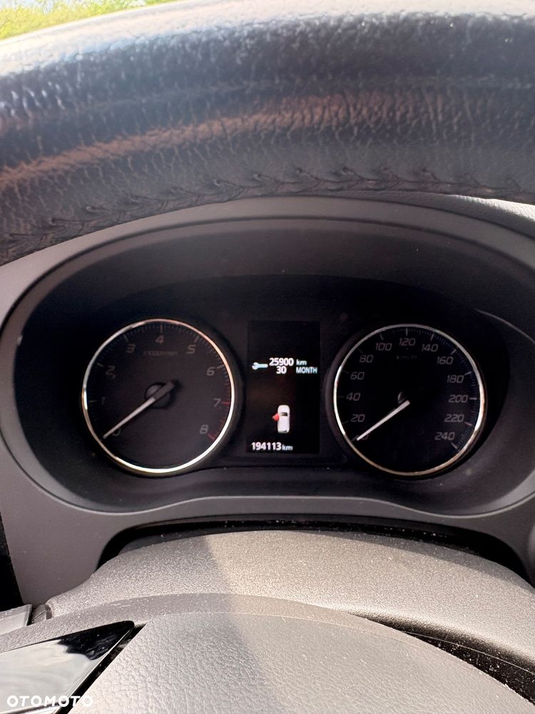 Mitsubishi Outlander 2.0 Intense + 4WD CVT - 11