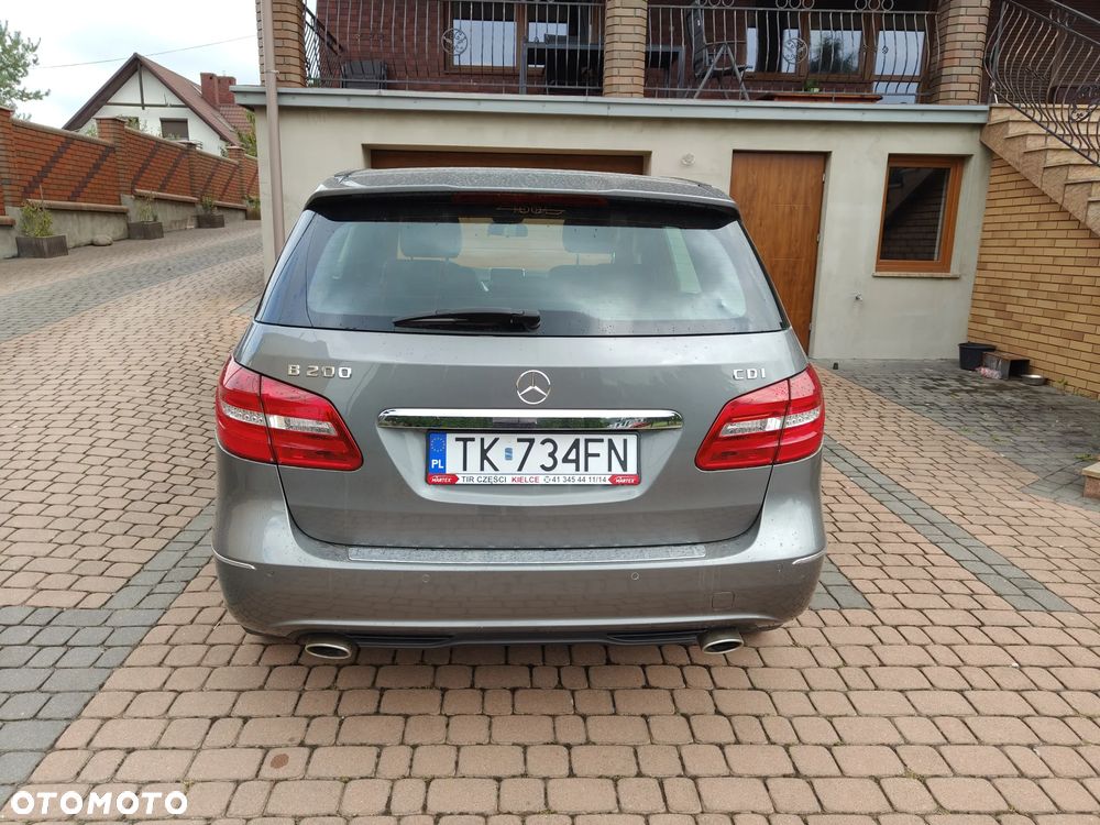 Mercedes-Benz Klasa B 200 CDI (BlueEFFICIENCY) 7G-DCT - 5
