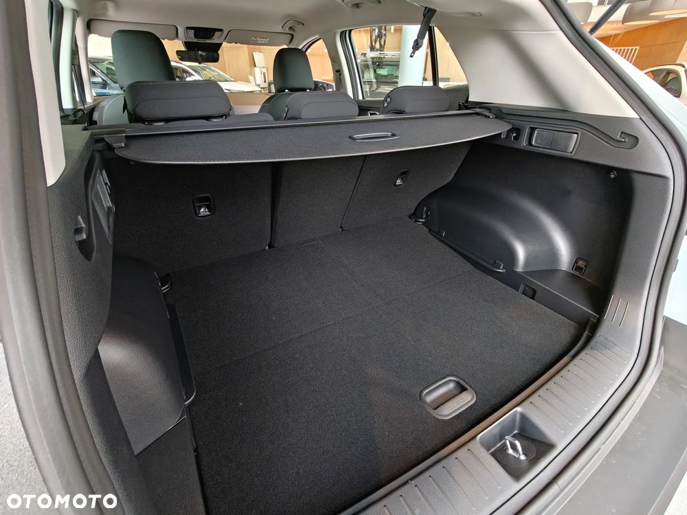 Kia Sportage 1.6 T-GDI HEV M 2WD - 16