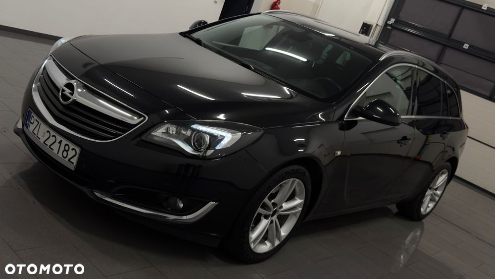 Opel Insignia - 1