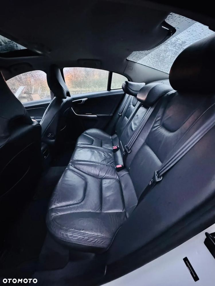 Volkswagen CC 3.6 V6 4Motion DSG - 12