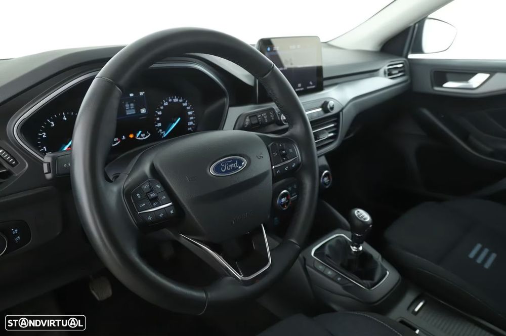 Ford Focus SW 1.0 EcoBoost Active - 4