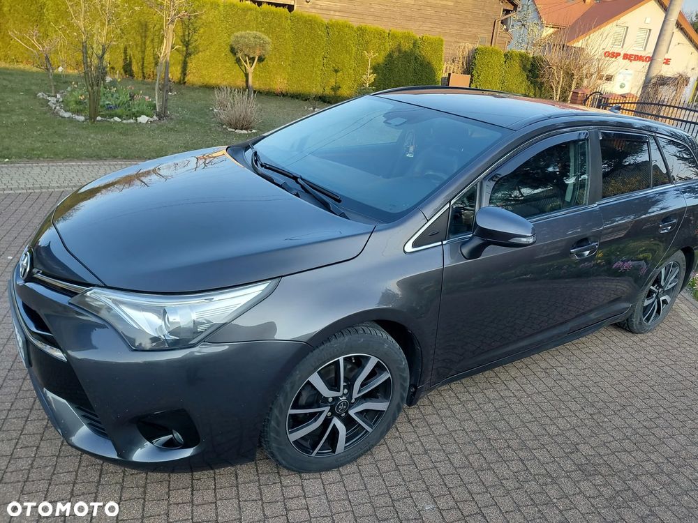 Toyota Avensis 1.8 Prestige - 3