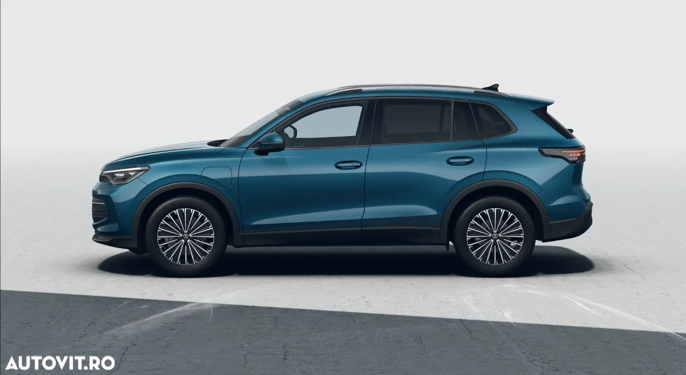 Volkswagen Tiguan - 10