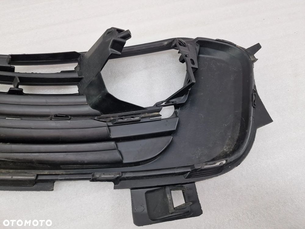 PEUGEOT 308 T9 II LIFT 17- LEWA KRATKA BOCZNA ZDERZAKA PRZEDNIEGO PRZÓD , NR 99894480 , NR AUKCJI D/45 - 11