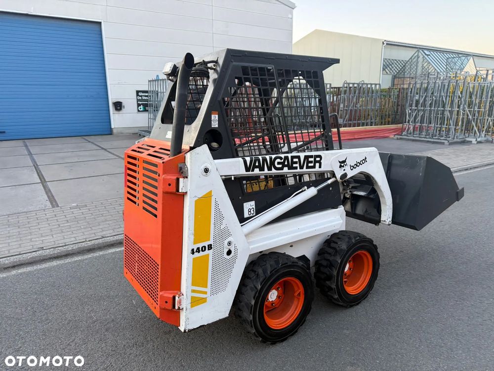Bobcat 440B - 14