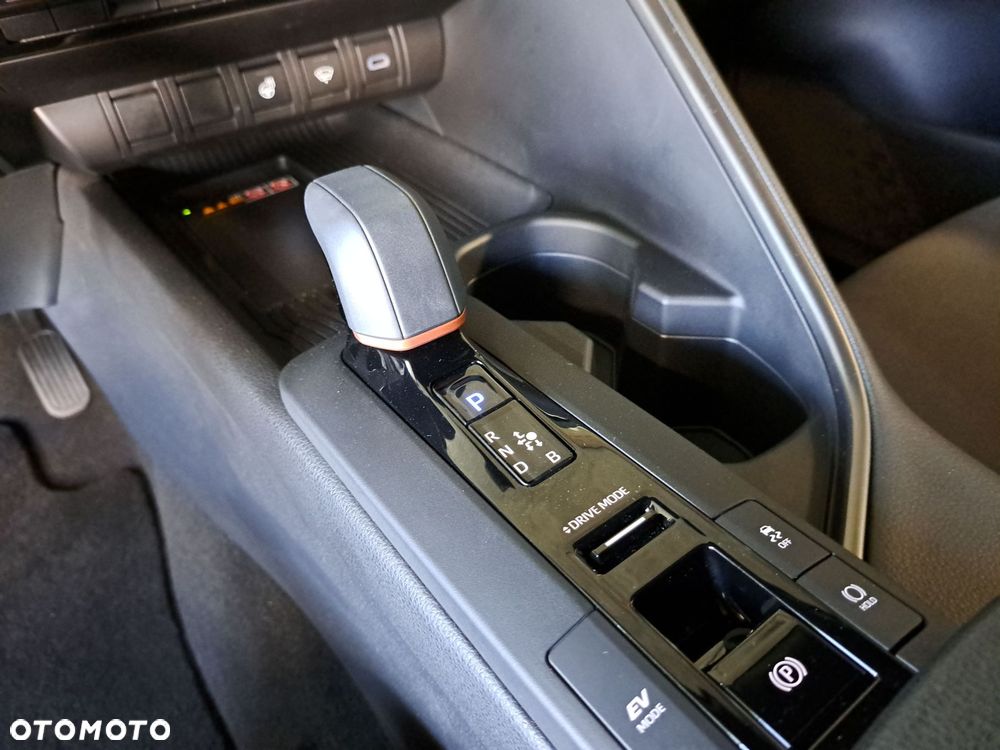 Toyota C-HR 1.8 Hybrid Style - 28