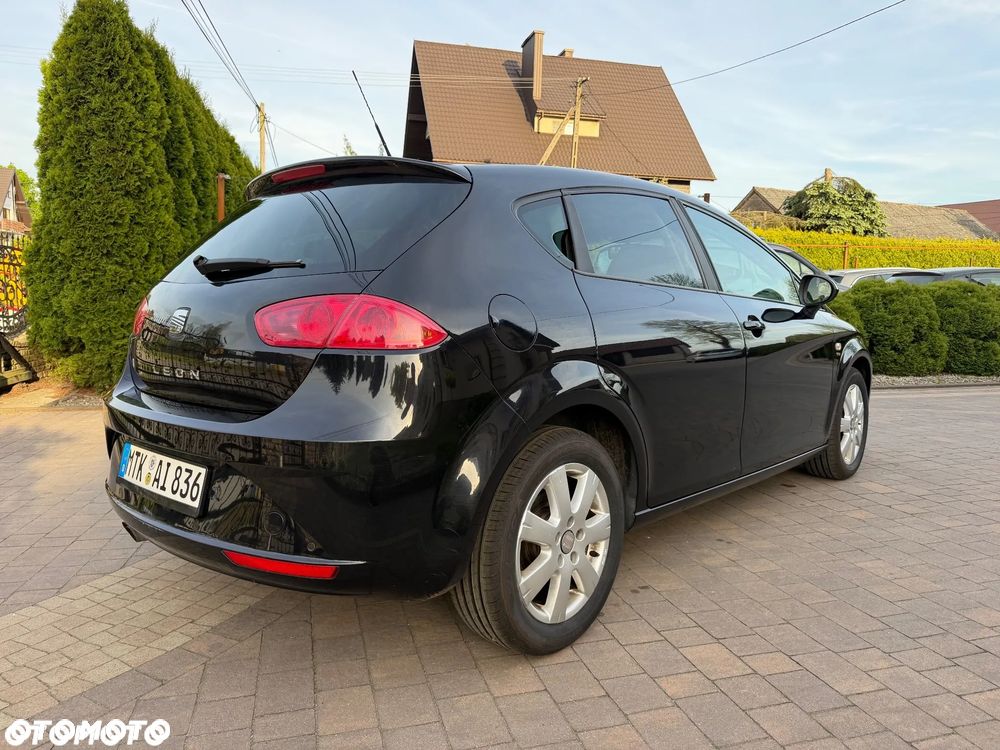 Seat Leon 2.0 TDI DPF Stylance - 4