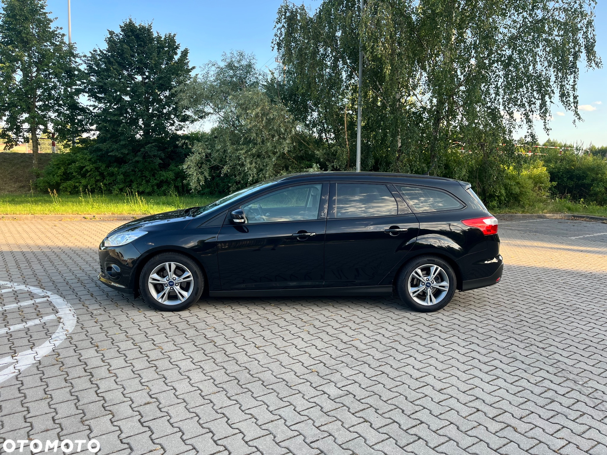 Ford Focus 1.6 TDCi ECOnetic 99g Start-Stopp-System Champions Edition - 2