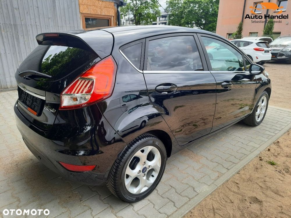 Ford Fiesta 1.0 EcoBoost mHEV Titanium - 12
