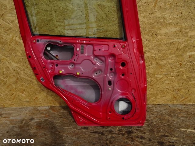 DRZWI LEWY TYŁ LEWE TYLNE DAIHATSU YRV - 8