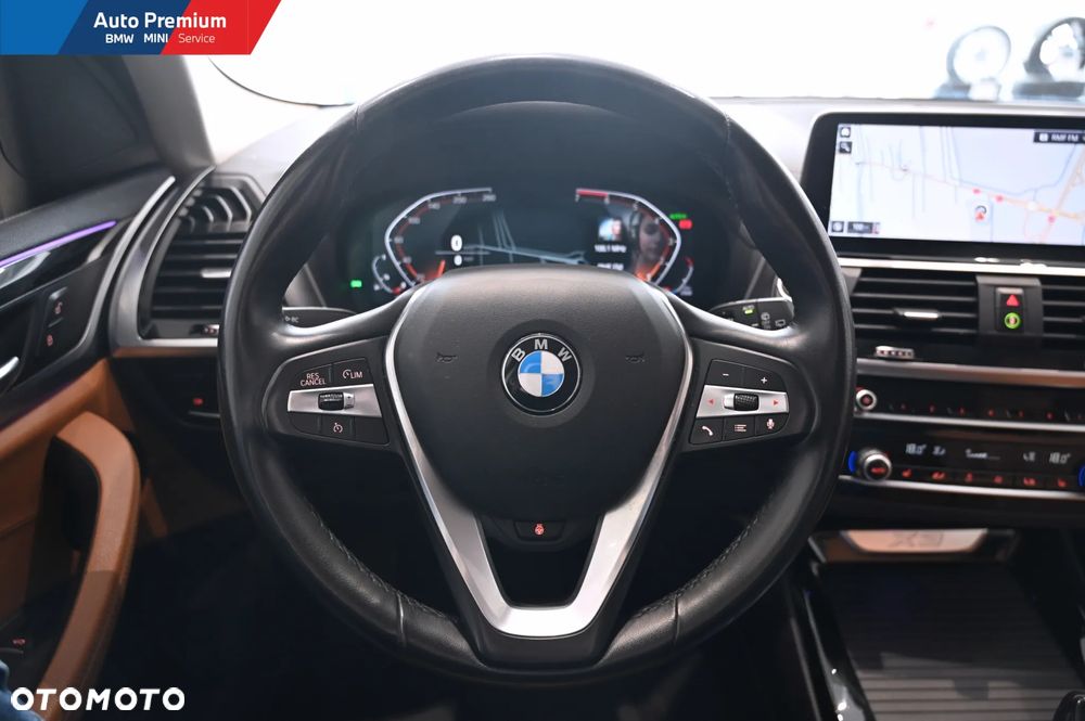 BMW X3 xDrive20i - 10