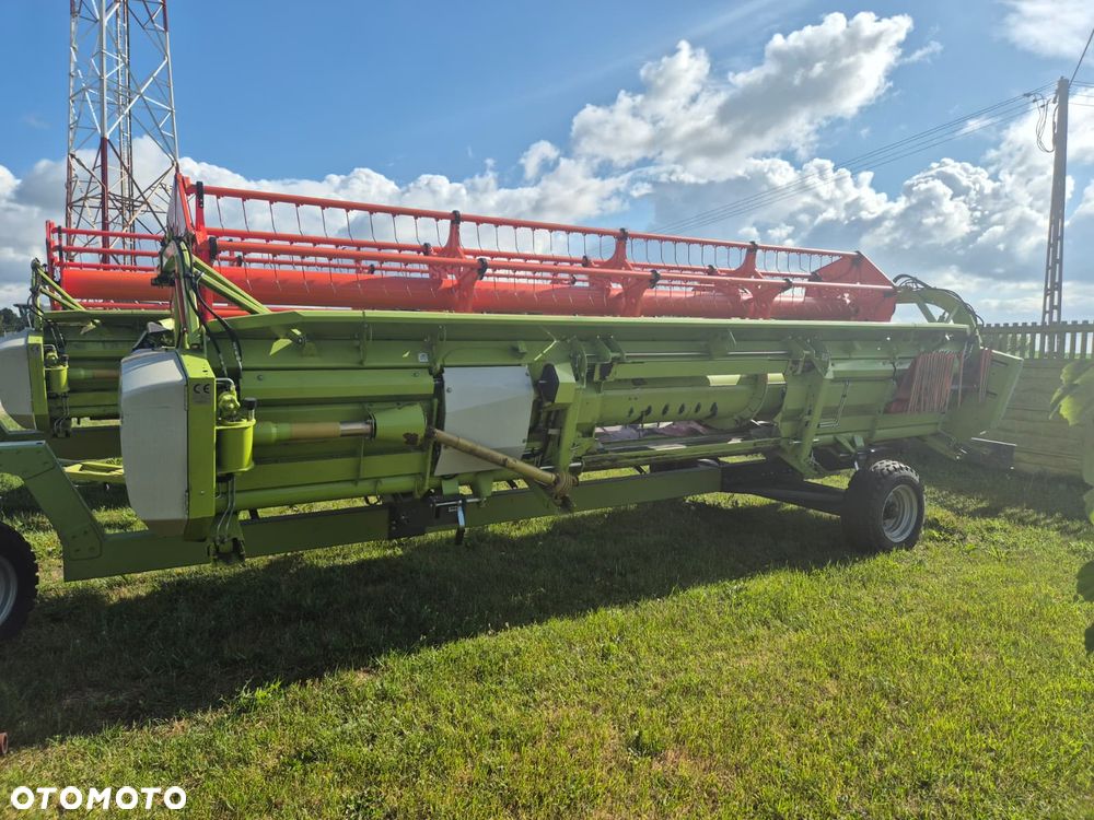 Claas Tucano 440 z hederem Vario 620 i przystawką do kukurydzy Olimac - 30