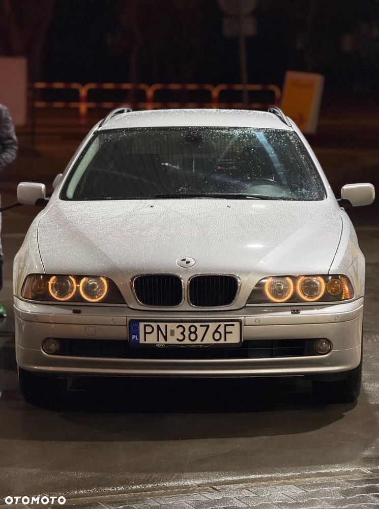 BMW Seria 5 520i - 14