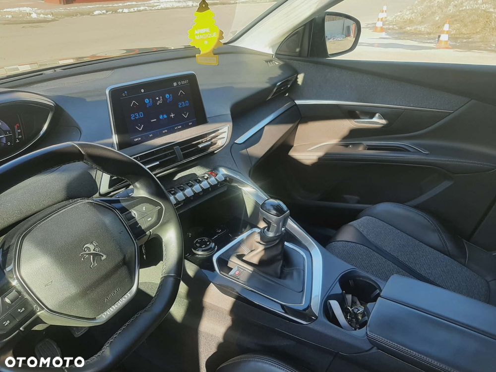 Peugeot 5008 2.0 BlueHDi Allure 7os - 18