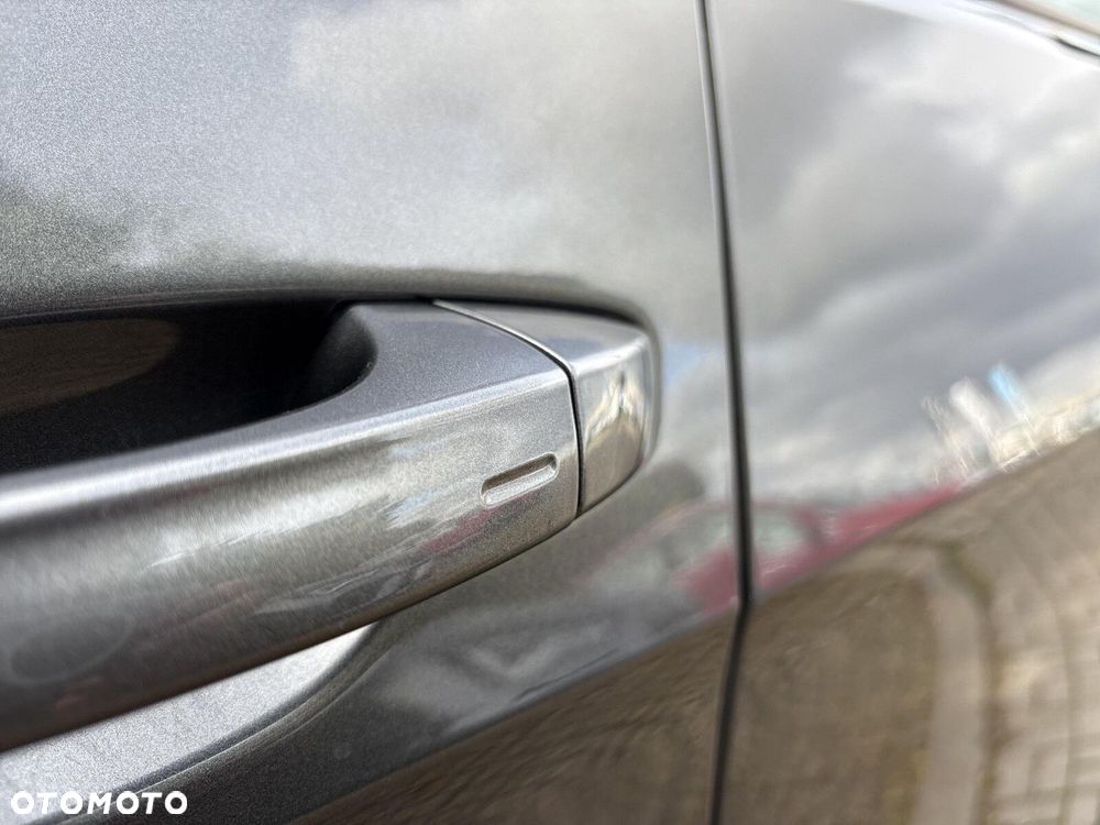 Volkswagen Golf - 27