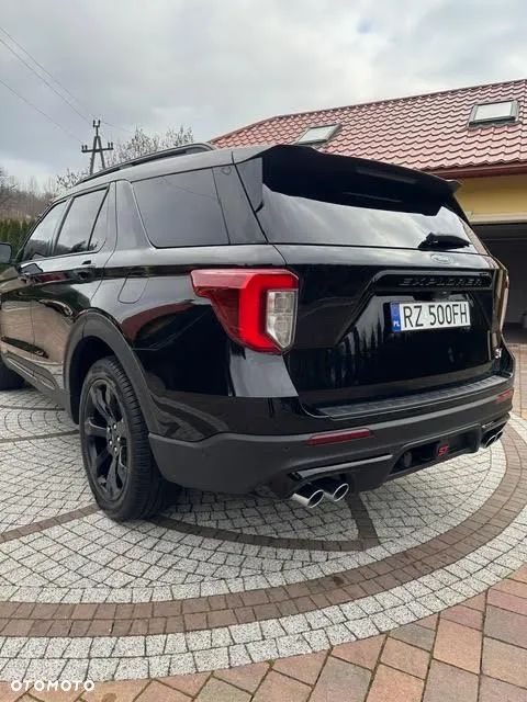 Ford Explorer ver-ecoboost-plug--in-hybrid-st--line - 11