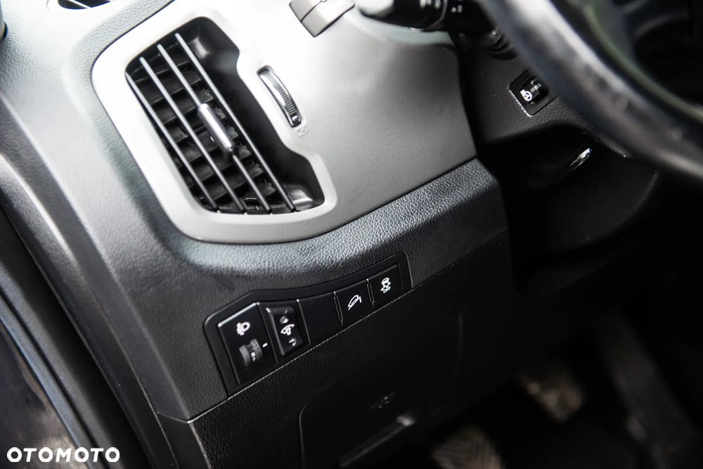 Kia Sportage 1.6 GDI 2WD Dream-Team Edition - 21