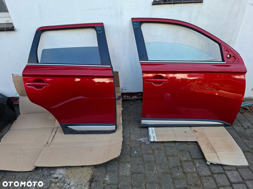 MITSUBISHI OUTLANDER III 3 15- DRZWI PRAWA STRONA P26 CZERWONE BORDOWE - 1