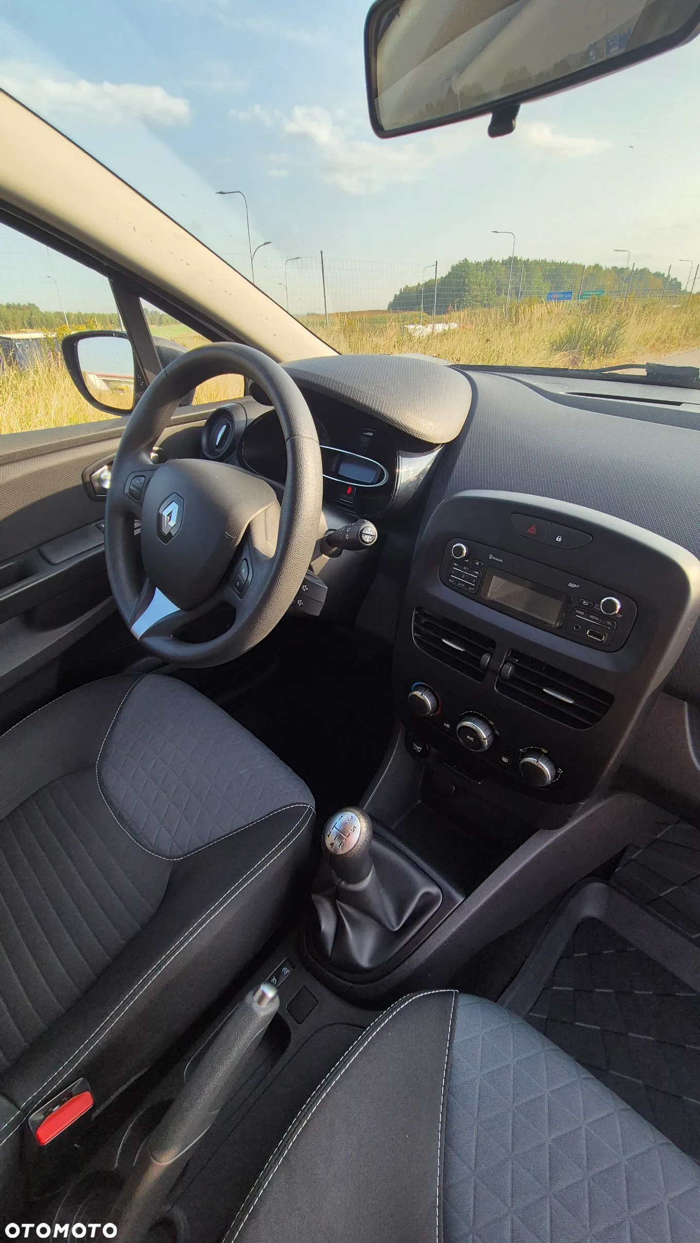 Renault Clio - 8