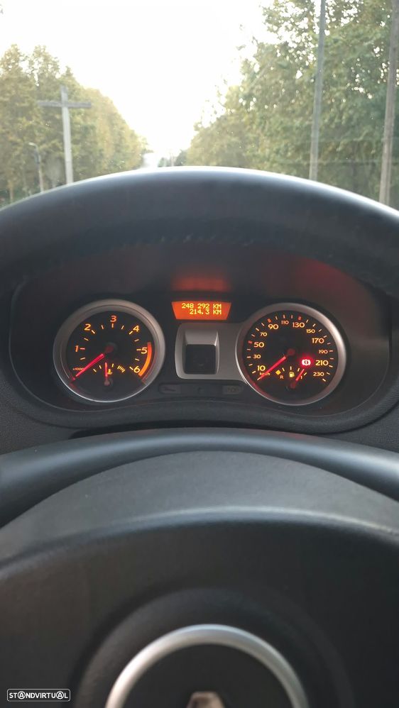 Renault Clio 1.5 dCi Dynamique - 5
