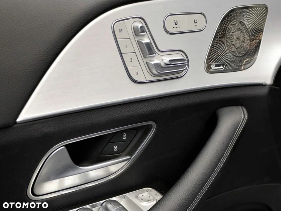 Mercedes-Benz GLE - 11