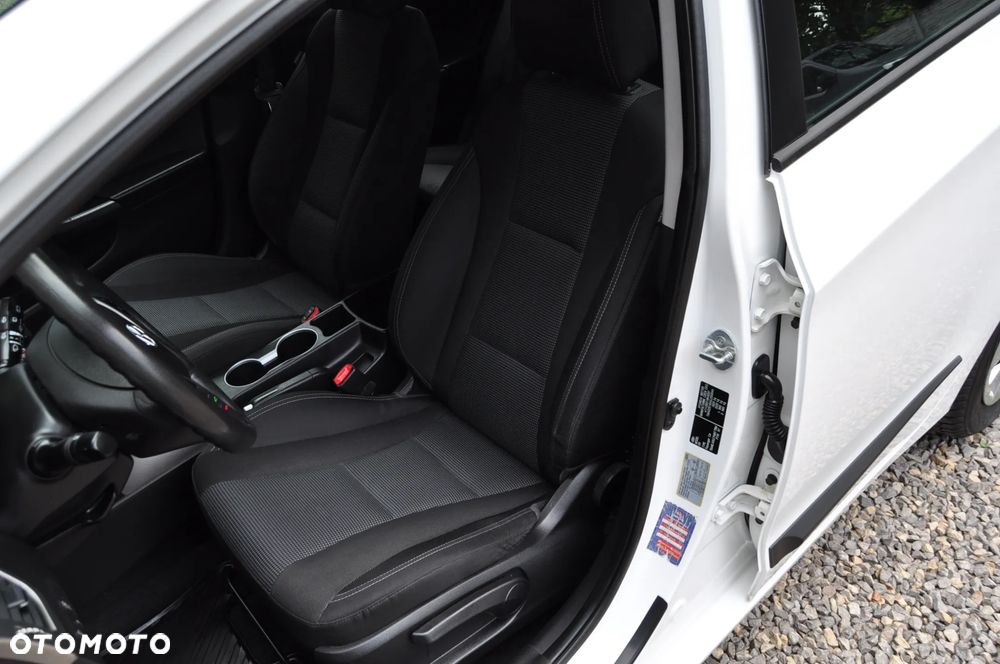 Hyundai i30 1.4 Classic + - 8