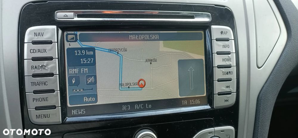 Ford Mondeo 2.0 Gold X - 22