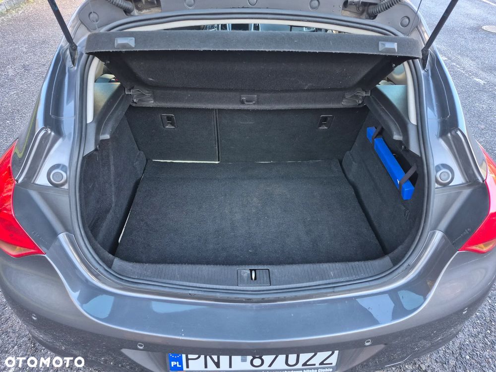 Opel Astra 1.4 Turbo Cosmo - 27