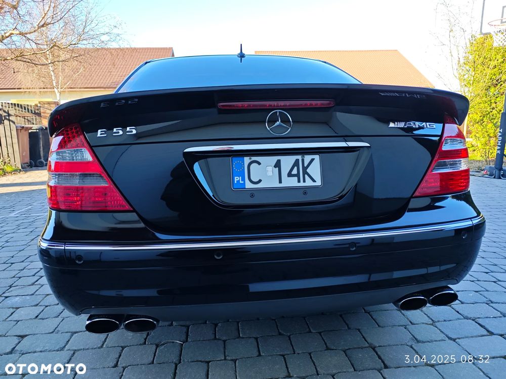 Mercedes-Benz Klasa E 55 AMG - 16