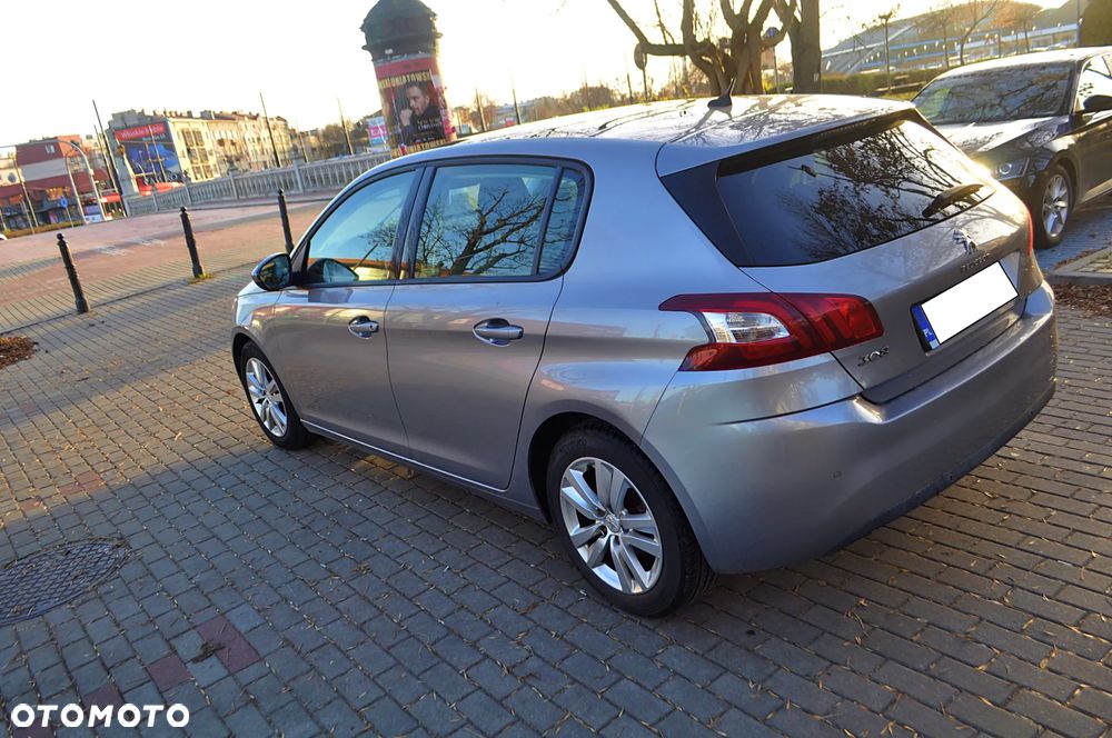 Peugeot 308 125 THP Allure - 5