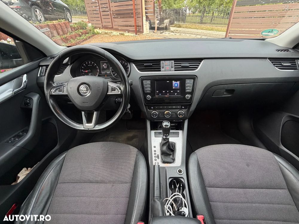 Skoda Octavia 2.0 TDI Green tec DSG Elegance - 23