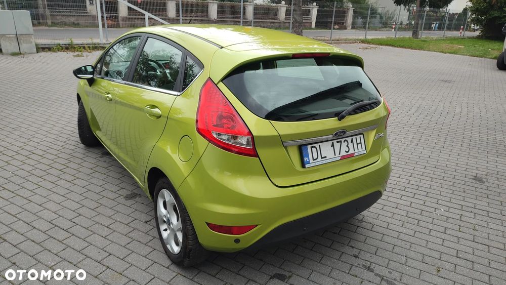 Ford Fiesta 1.25 Titanium - 13