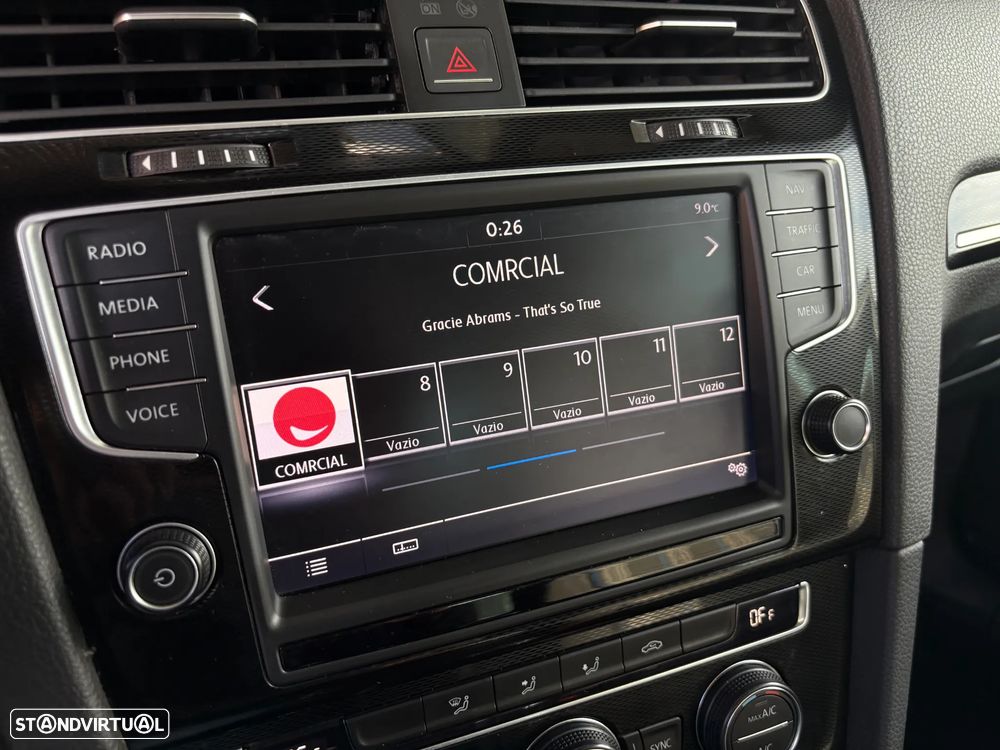 VW Golf 1.4 GTE Plug-in-Hybrid DSG - 12