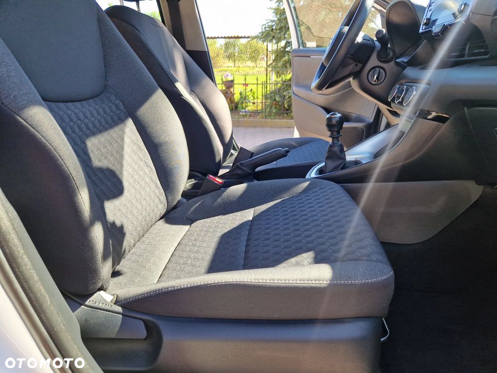 Toyota Yaris 1.5 Comfort - 22