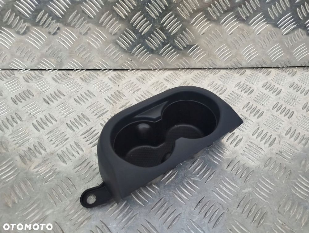 UCHWYT NA KUBEK KUBKI DAF NGD XF XG XG+ - 1