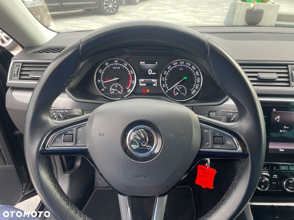 Skoda Superb 1.4 TSI ACT DSG Style - 9