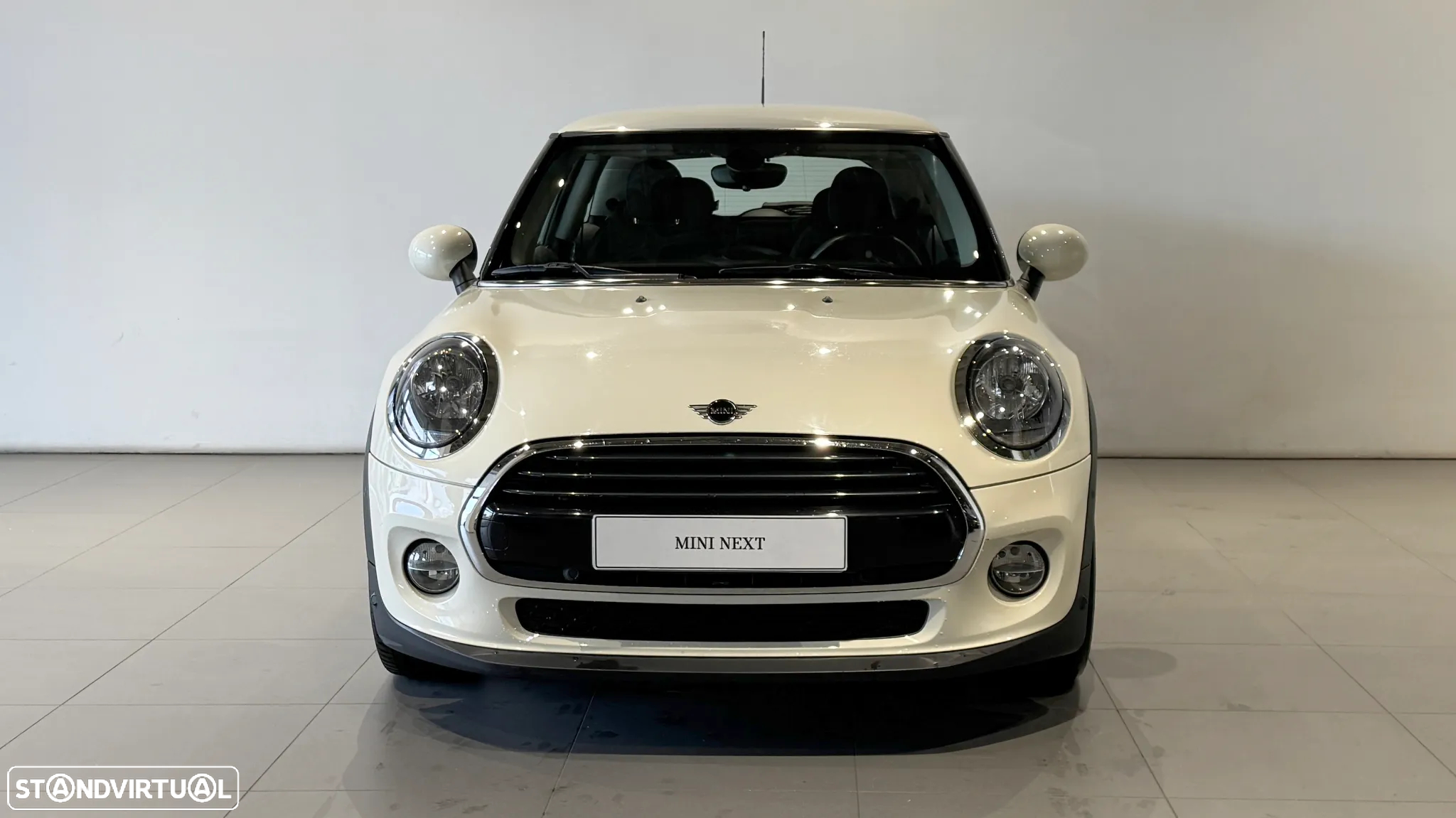 MINI 3 Portas Cooper D Auto - 2