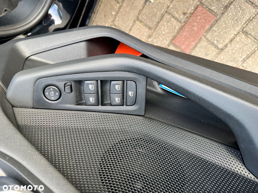 BMW Seria 1 118i Advantage - 24