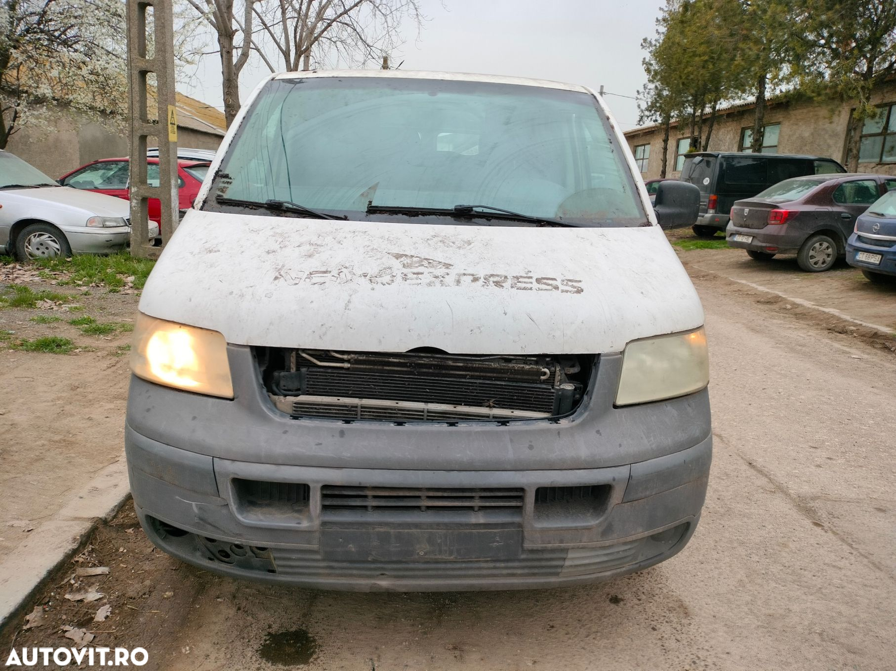 Dezmembrari  VW TRANSPORTER Mk 5 / T5 / caravelle  2003  > 0000 1.9 T - 3