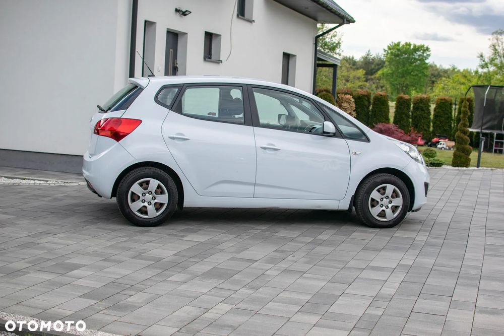 Kia Venga - 13
