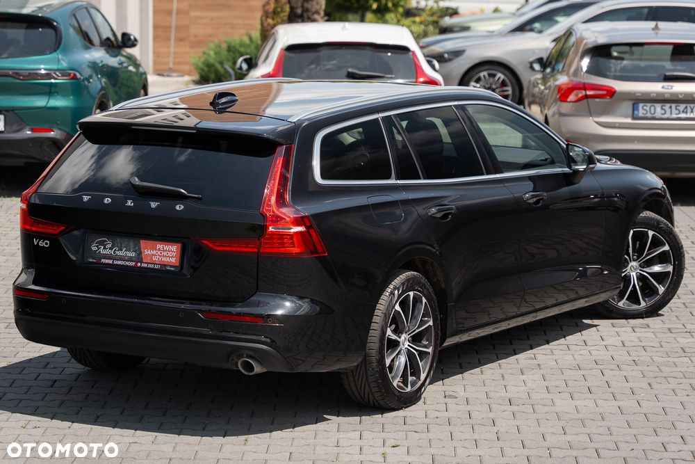 Volvo V60 D3 Momentum Core - 12