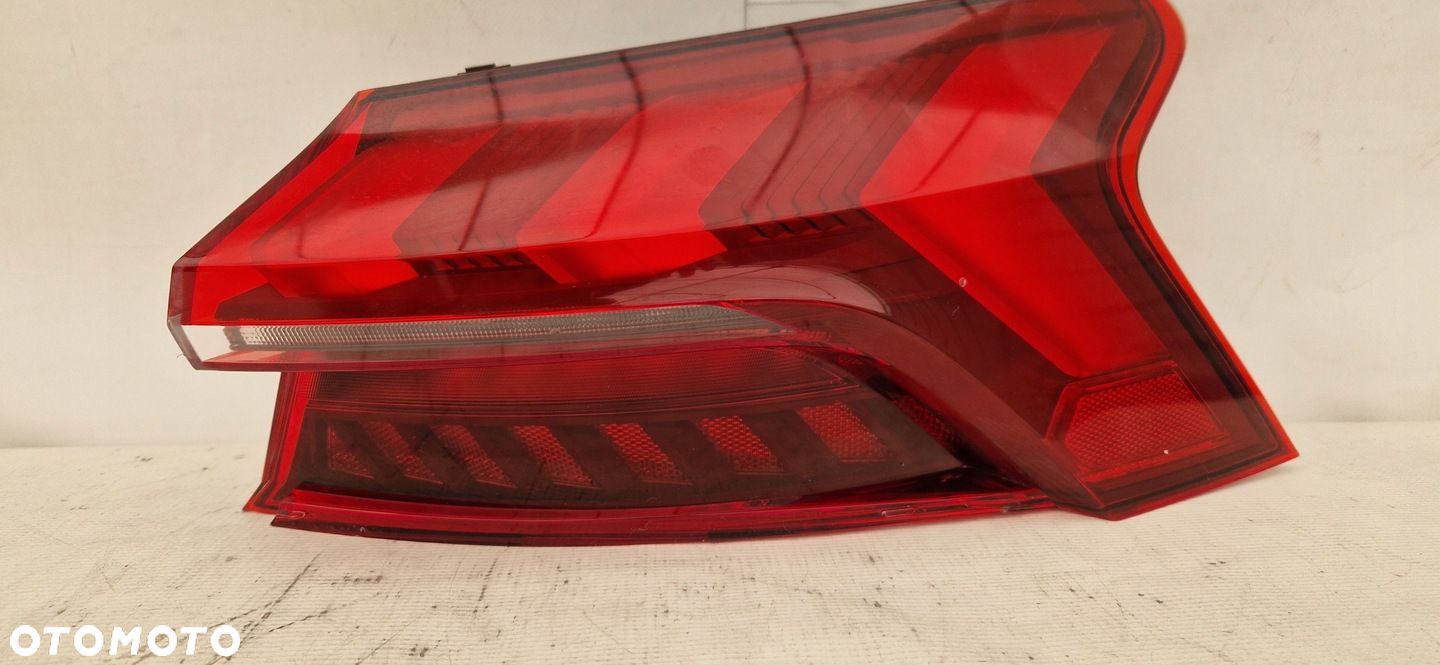 AUDI E-TRON GT MATRIX LAMPA TYLNA PRAWA - 1