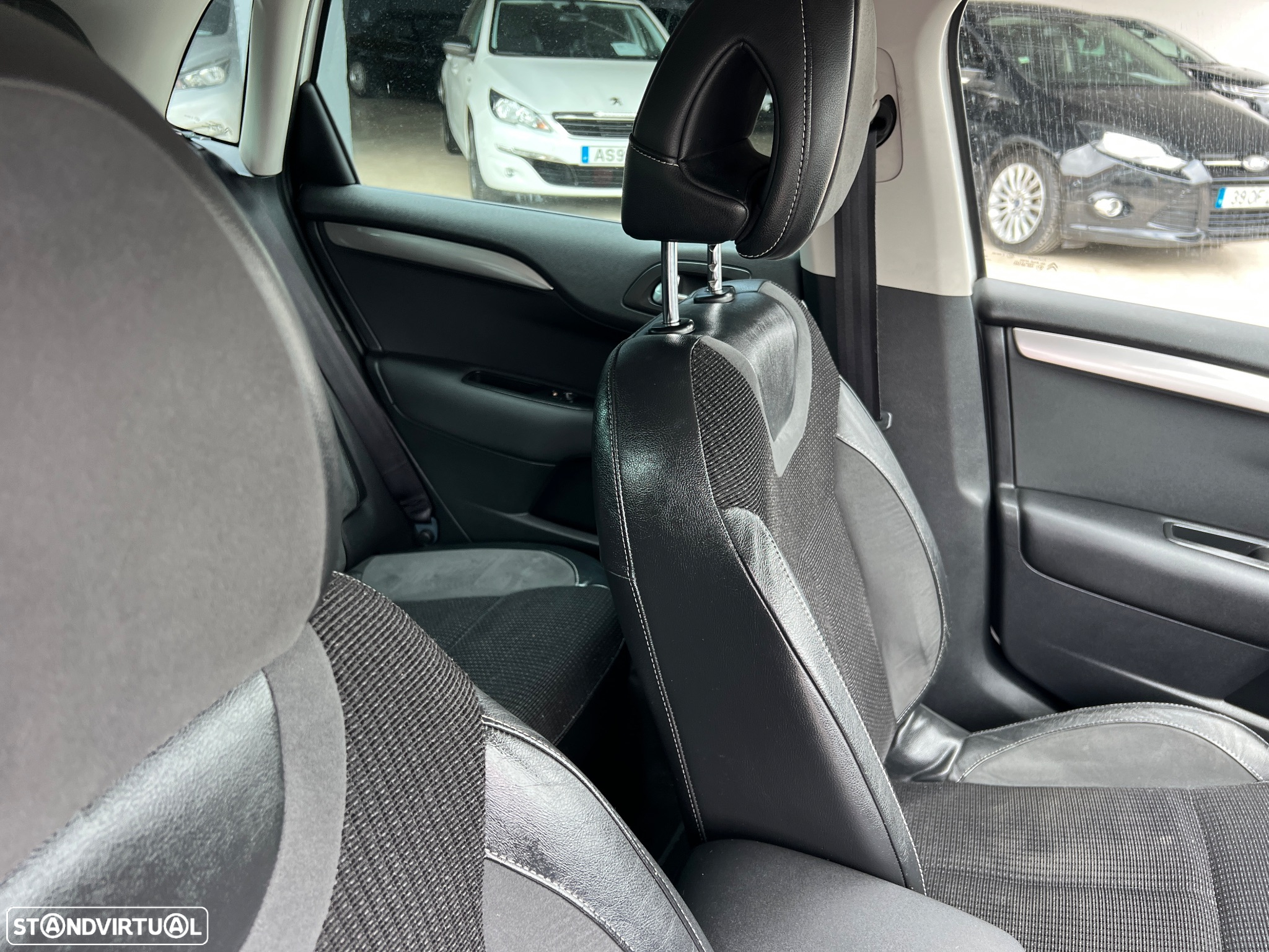 Citroën C4 1.6 BlueHDi Shine - 20