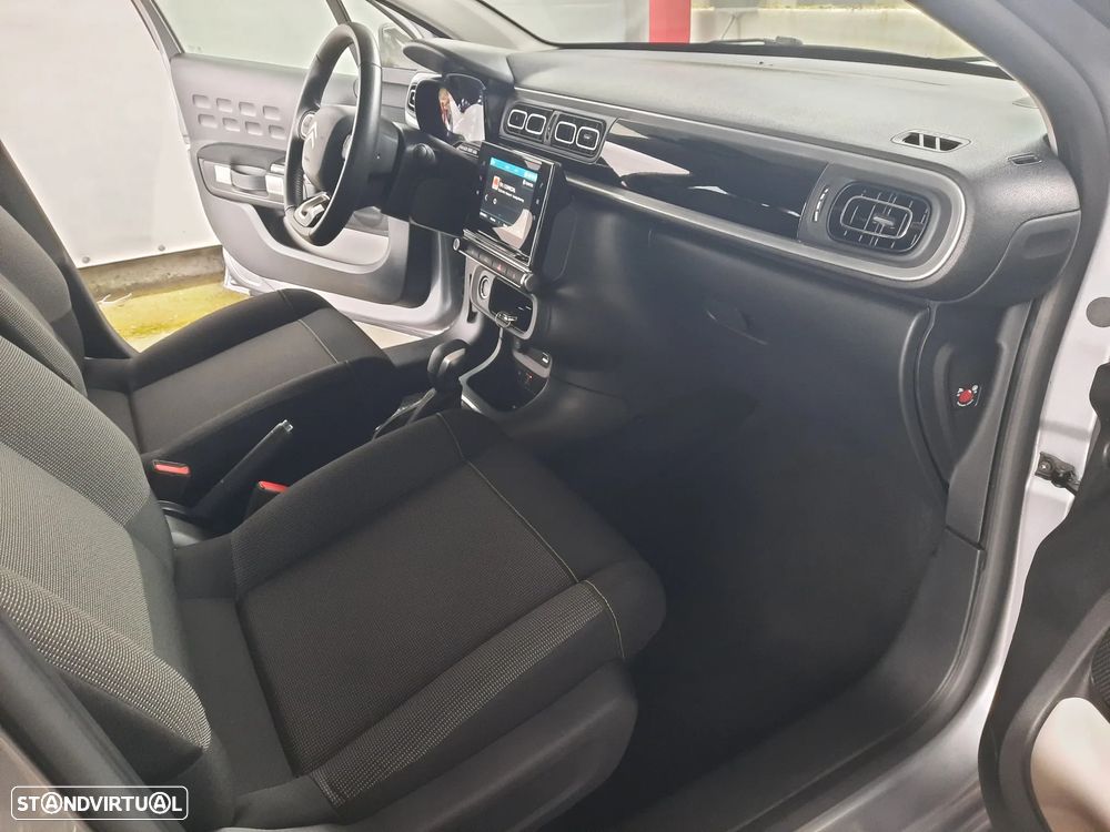 Citroën C3 1.2 PureTech Shine EAT6 - 24