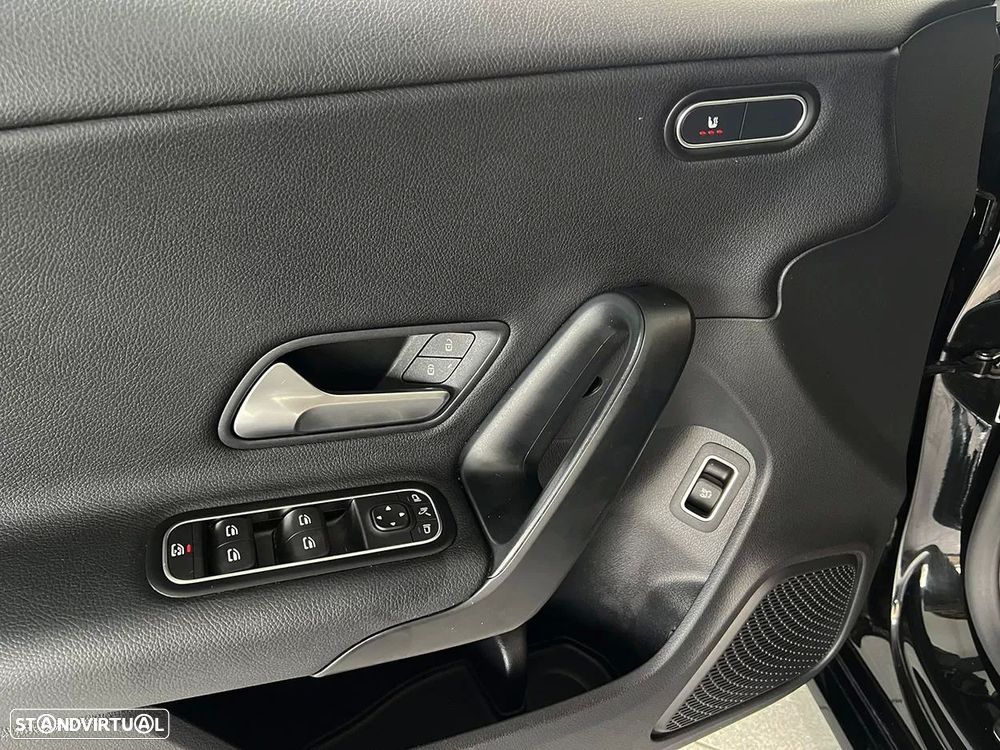 Mercedes-Benz CLA 180 d Shooting Brake Business Solutions - 18