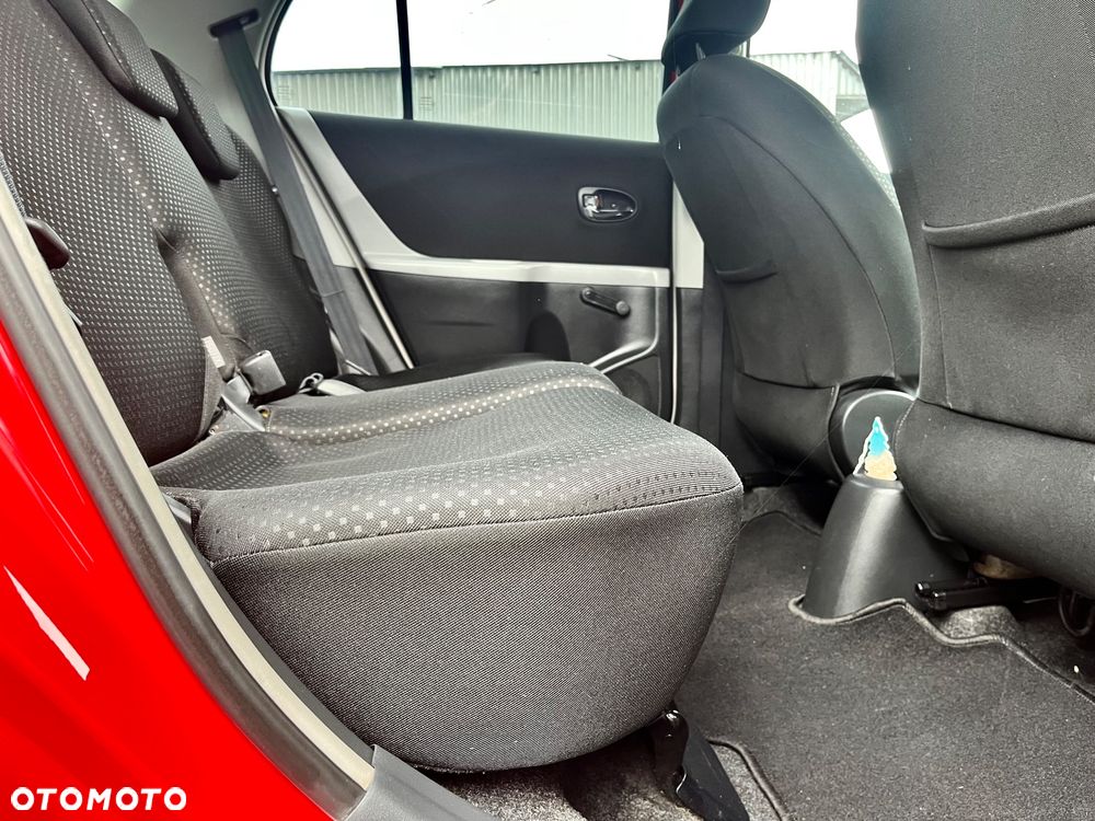 Toyota Yaris 1.33 VVT-i Executive - 15