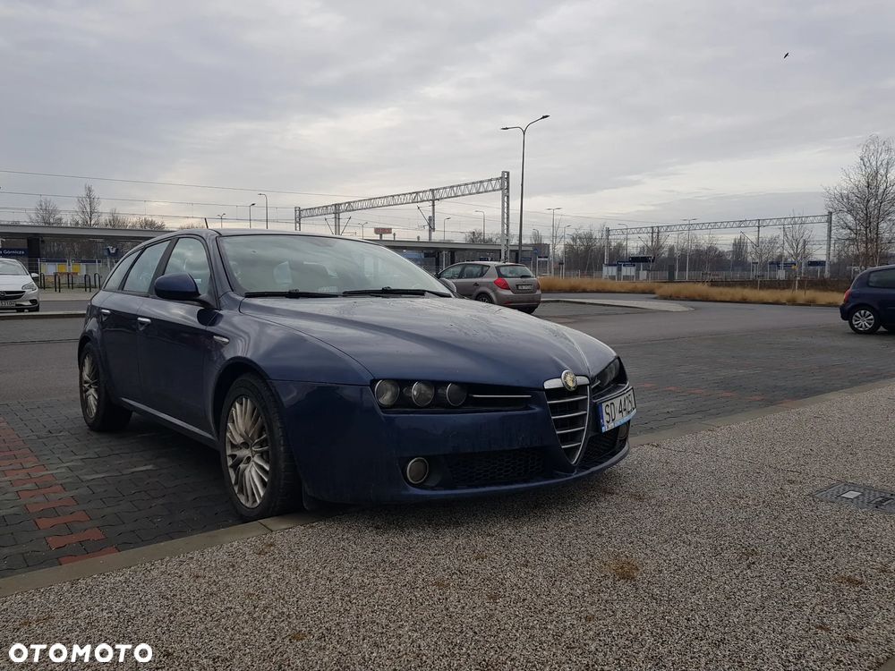 Alfa Romeo 159 - 2