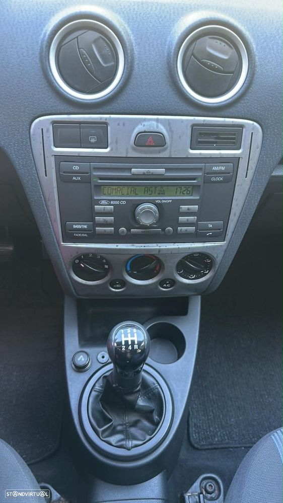 Ford Fusion 1.4 TDCI Trend - 17